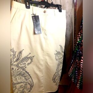 Broadway 38 Bandanna design maxi skirt! Size 12 new with tags!